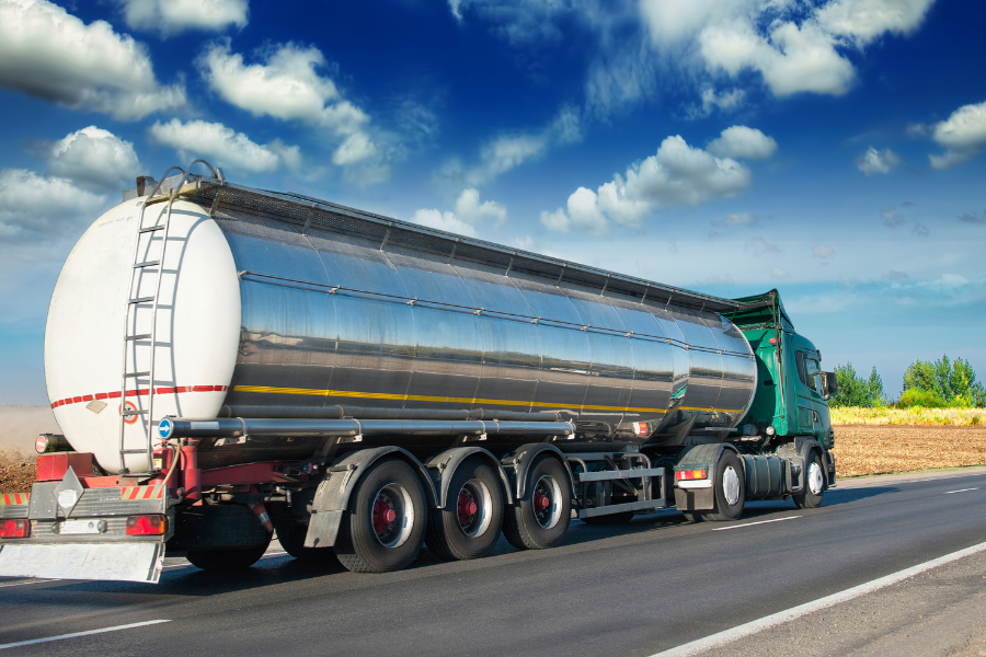 Se requiere chofer de cisterna para transporte de líquidos a granel