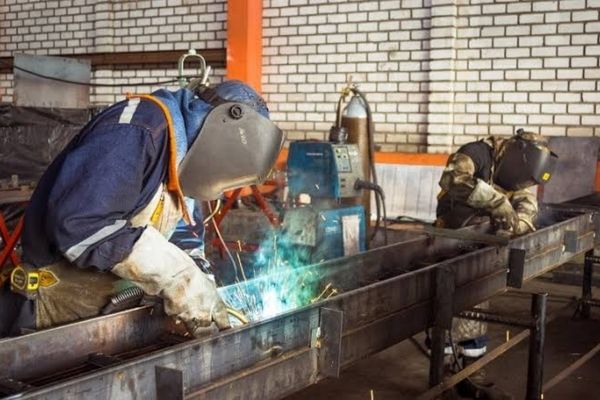 Oportunidades para Soldadores Certificados en Empresas Industriales para Estados Unidos - Nueva York