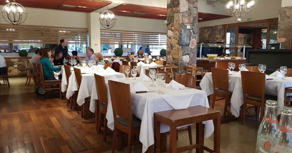 Se busca auxiliar de limpieza para restaurantes