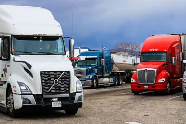 Hiring Truck Drivers in Houston, Texas
